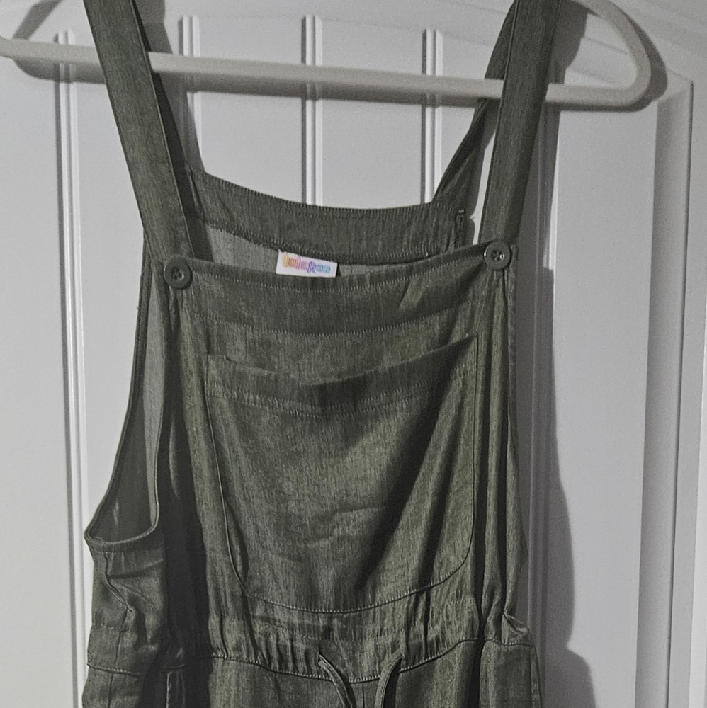 Stylish Green Sleeveless Dress